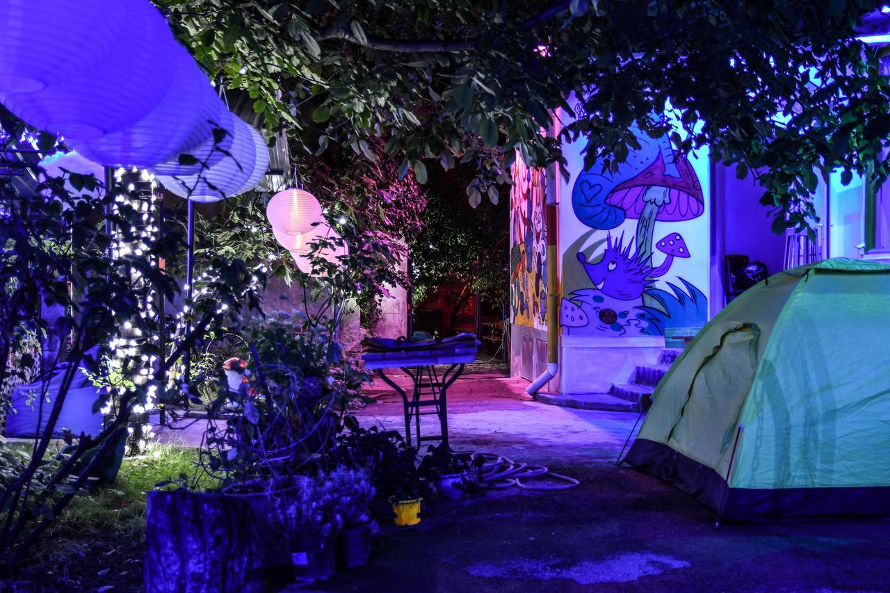 Zgarbi Hostel Tbiliszi Kültér fotó