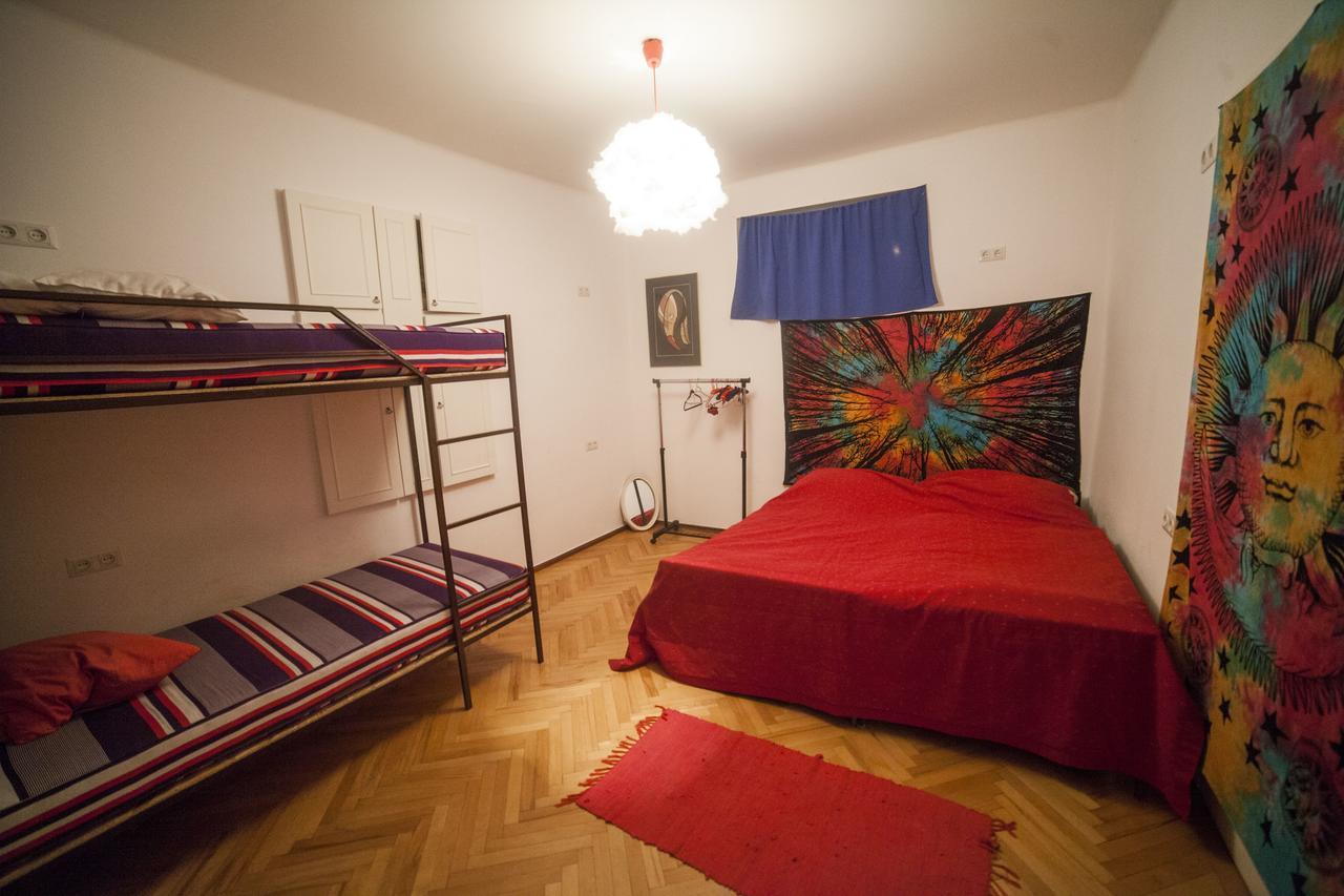 Zgarbi Hostel Tbiliszi Kültér fotó